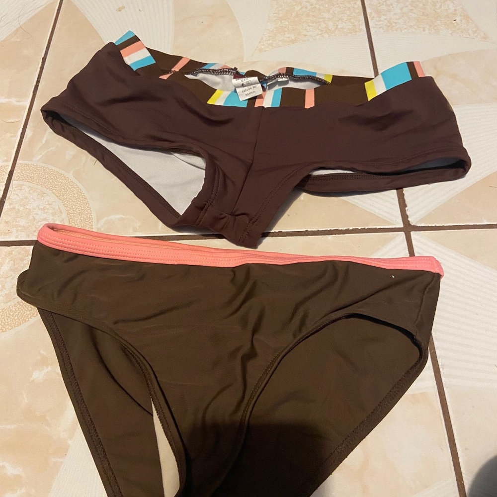 Selling 2 swim pants !